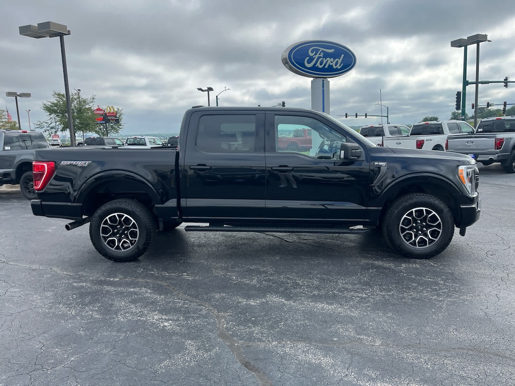 Used 2022 Ford F-150 XLT 4WD Supercrew 5.5 Box 4WD SuperCrew 5.5 Box