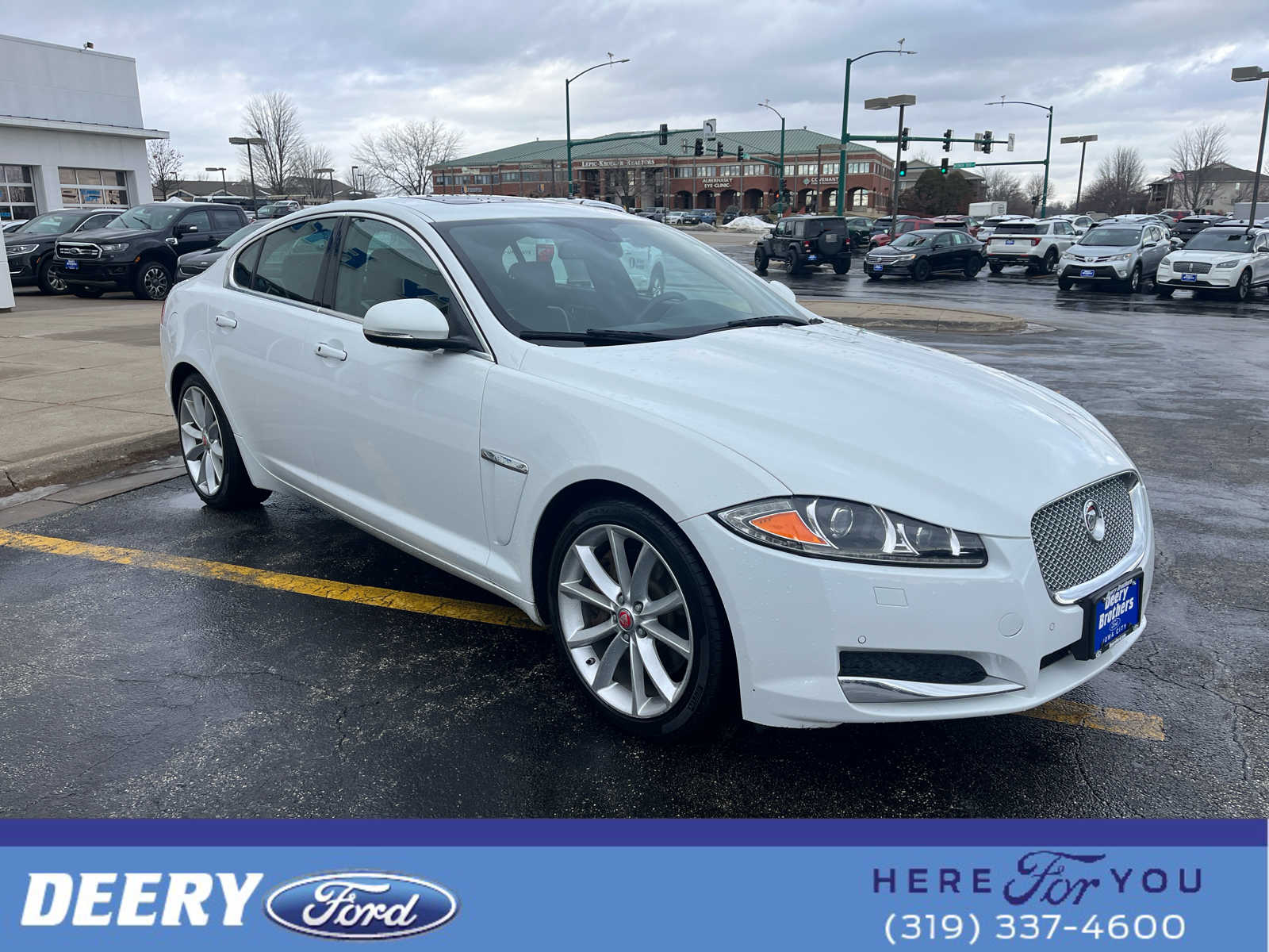2015 Jaguar XF Portfolio's photo