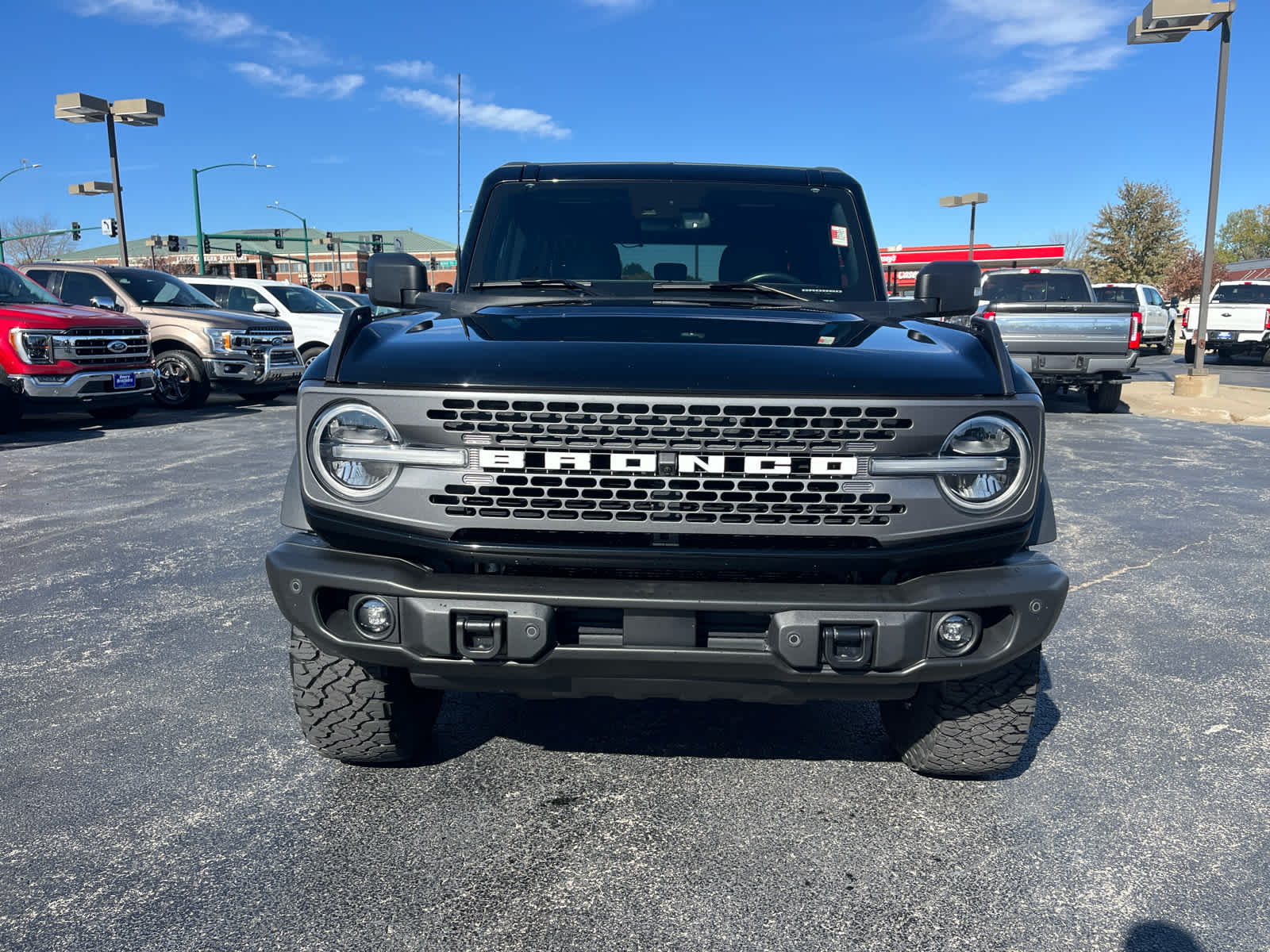 2022 Ford Bronco Badlands photo 3
