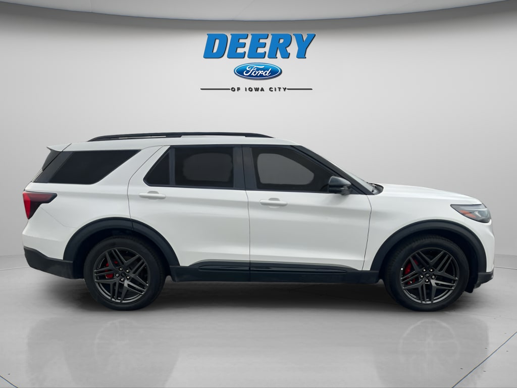 2025 Ford Explorer ST - Photo 7