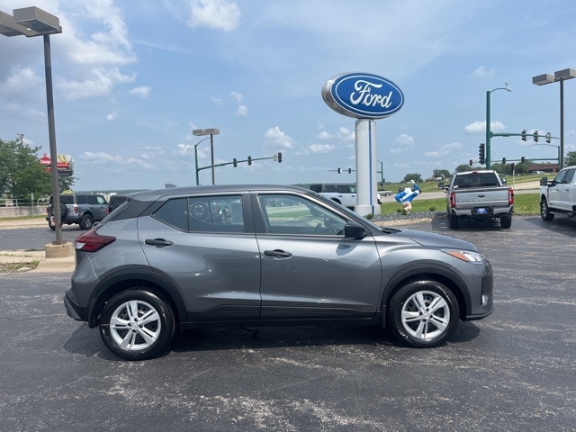 Used 2023 Nissan Kicks S with VIN 3N1CP5BV9PL505579 for sale in Iowa City, IA