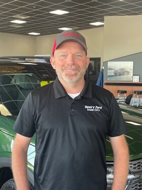 Staff member Dusty Miller from cd08bbf5a960