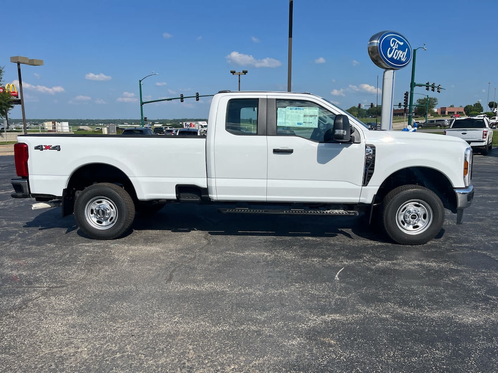 New 2025 Ford Super Duty F-250 SRW XL 4WD Supercab 8 Box 4WD SuperCab 8 Box