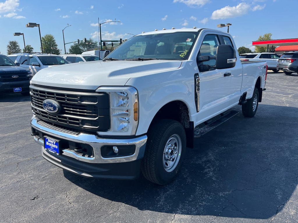 New 2025 Ford Super Duty F-250 SRW XL 4WD Supercab 8 Box 4WD SuperCab 8 Box