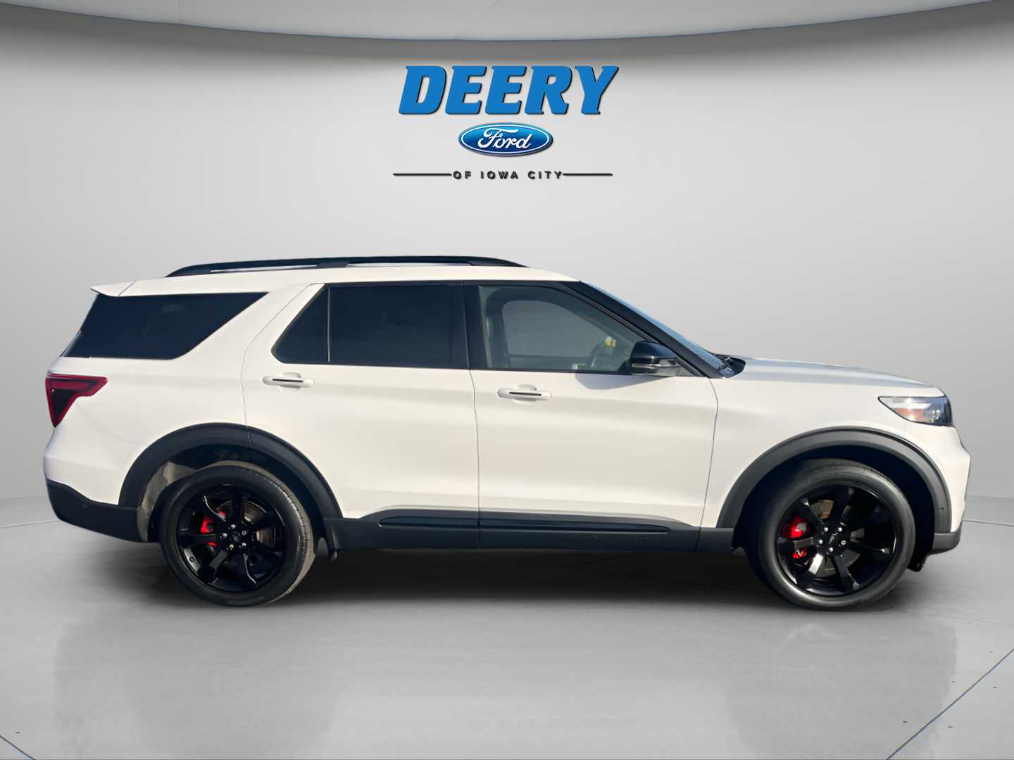 2020 Ford Explorer ST photo 2