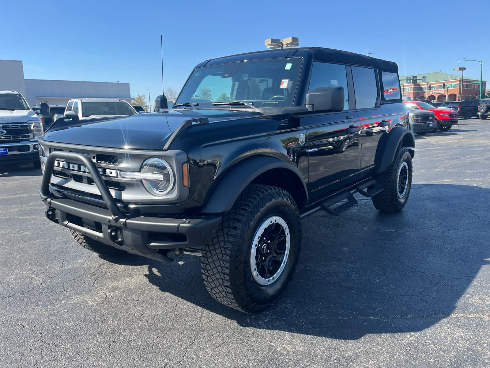 2023 Ford Bronco Base Big Bend Black Diamond Outer Banks Badlands Wildtrak Everglades photo 3