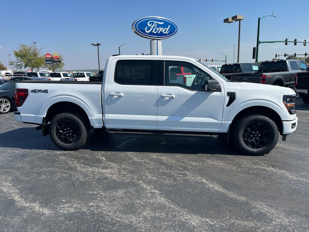 New 2025 Ford F-150 XLT 4WD Supercrew 5.5 Box 4WD SuperCrew 5.5 Box