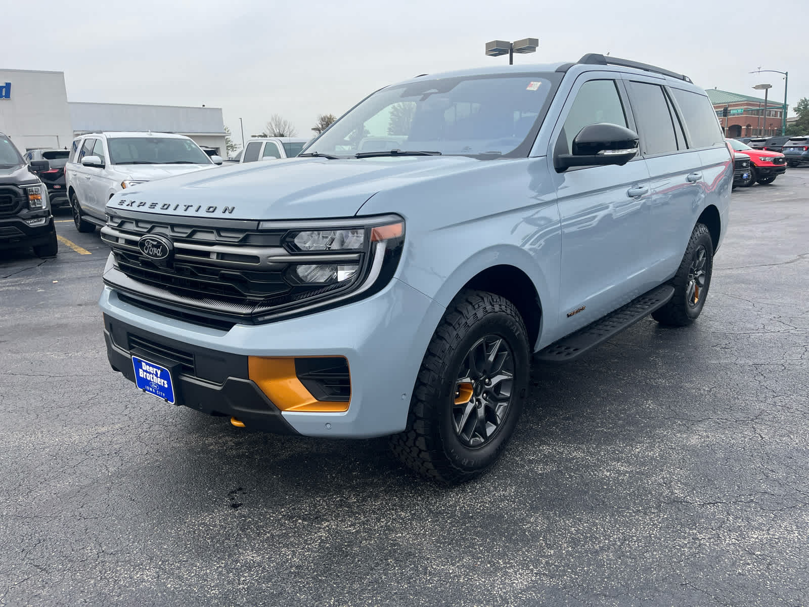 2025 Ford Expedition photo 4