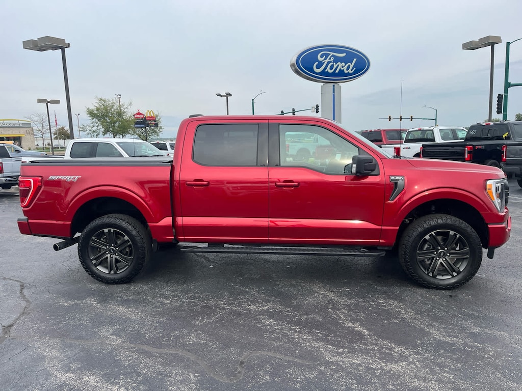 Used 2021 Ford F-150 XLT 4WD Supercrew 5.5 Box 4WD SuperCrew 5.5 Box