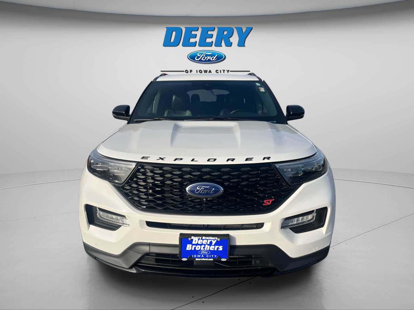 2020 Ford Explorer ST photo 3
