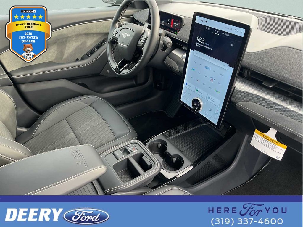2025 Ford Mustang Mach-E GT - Photo 17
