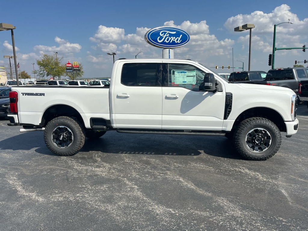New 2026 Ford Super Duty F-250 SRW Lariat Truck Crew Cab
