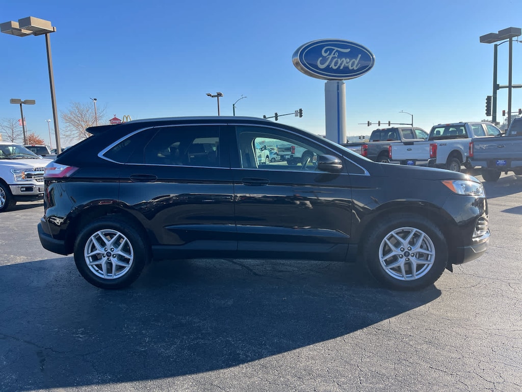 Used 2022 Ford Edge SEL AWD