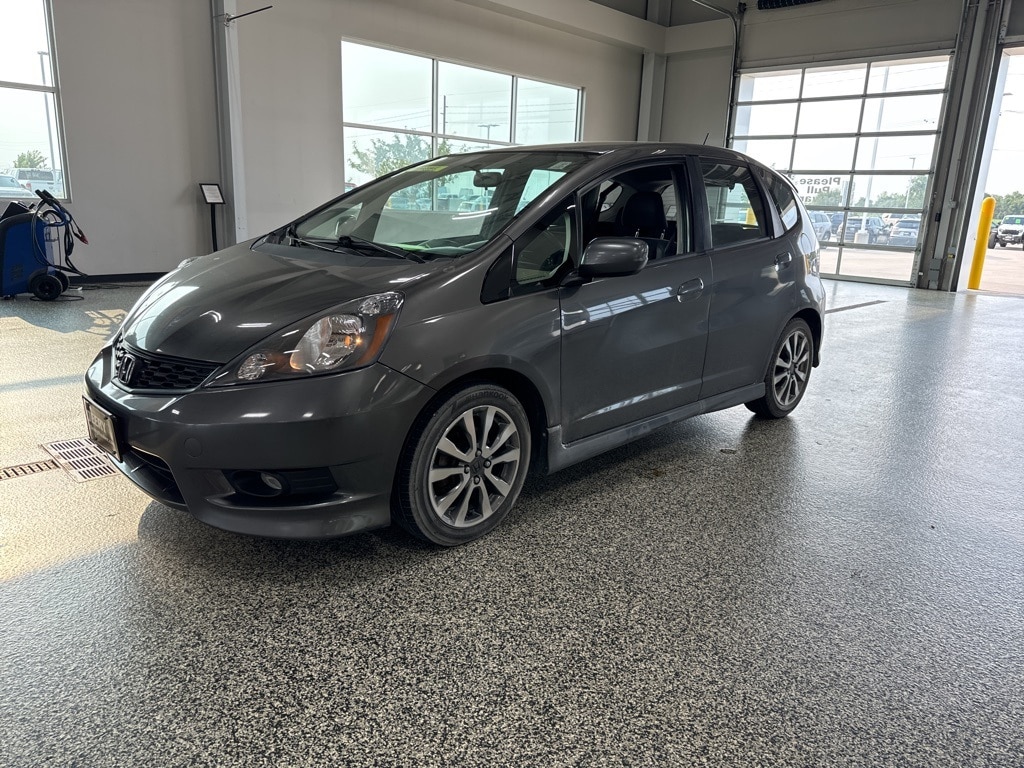 Used 2013 Honda Fit Sport with VIN JHMGE8G52DC060803 for sale in Waukee, IA