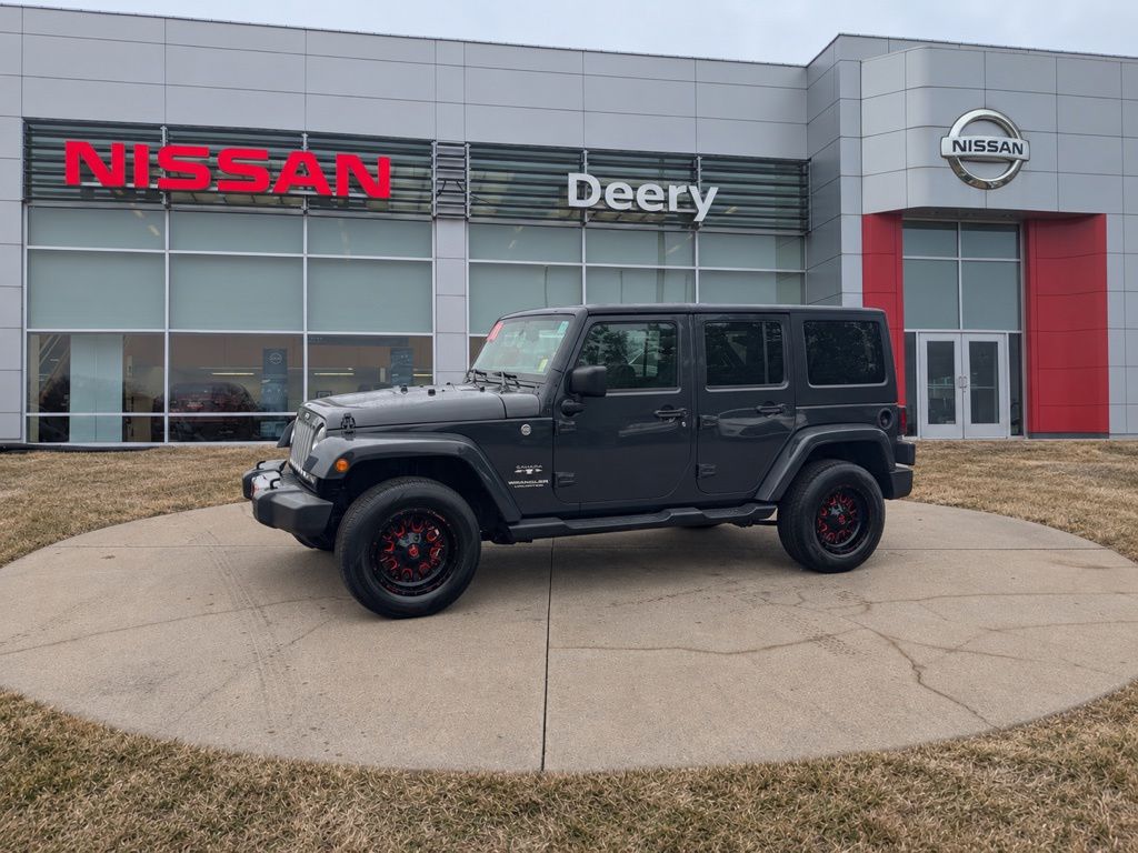 Used 2018 Jeep Wrangler JK Unlimited Sahara 4x4 SUV