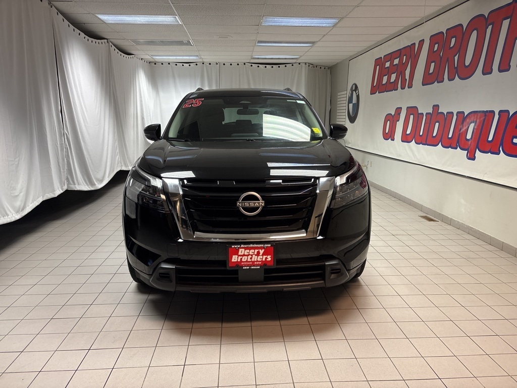 Certified 2025 Nissan Pathfinder SV SUV