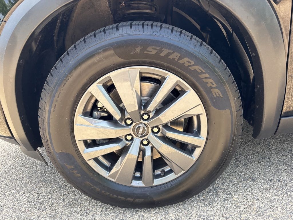 Certified 2025 Nissan Pathfinder SV SUV