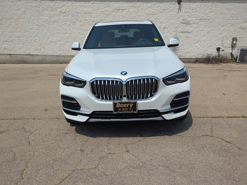 Used 2023 BMW X5 40i with VIN 5UXCR6C0XP9R40392 for sale in Dubuque, IA
