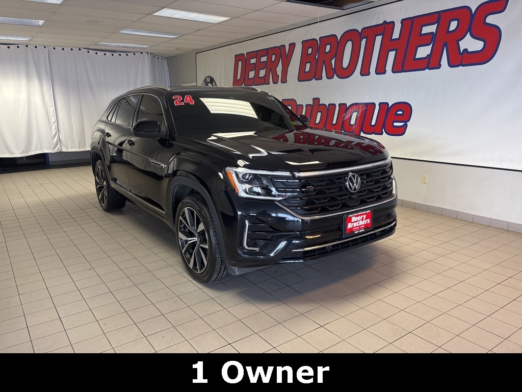 2024 Volkswagen Atlas Cross Sport SEL Premium R-Line's photo