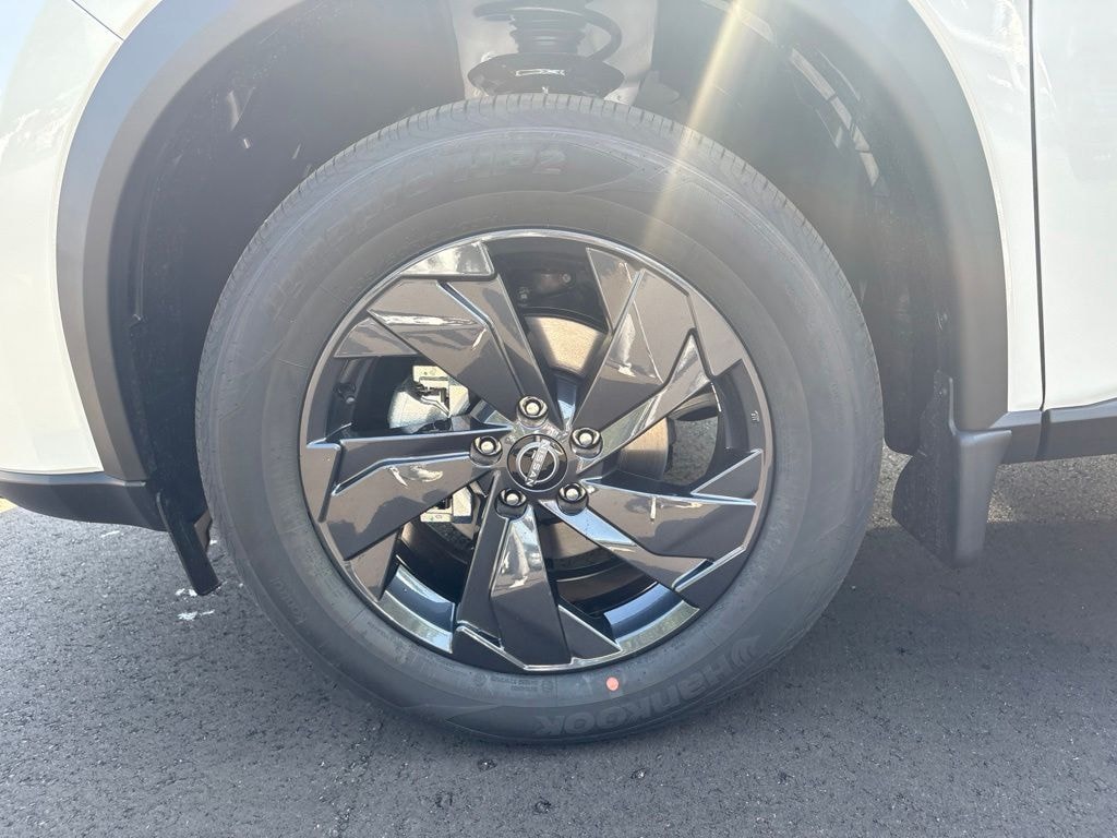 New 2026 Nissan Rogue SV SUV