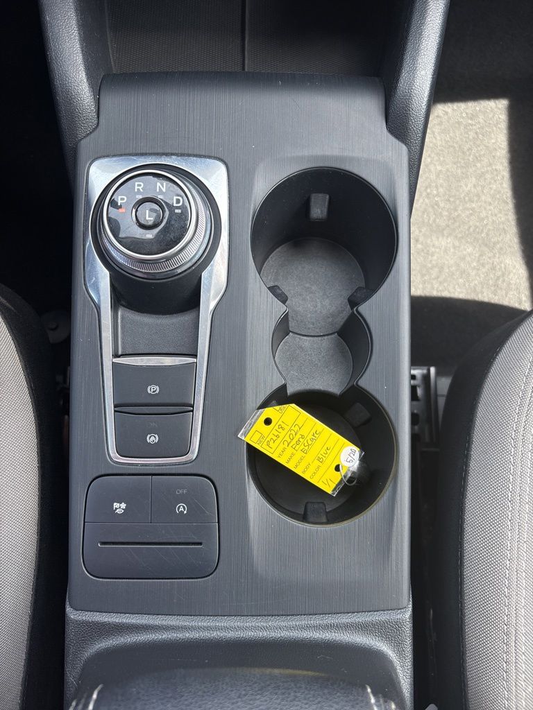 2022 Ford Escape SE - Photo 10