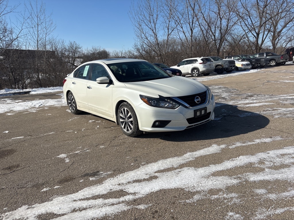 Used 2017 Nissan Altima 2.5 SL Sedan