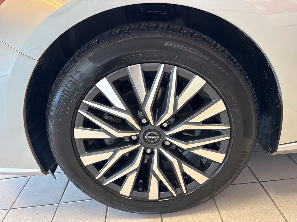 2024 Nissan Altima 2.5 SV photo 4