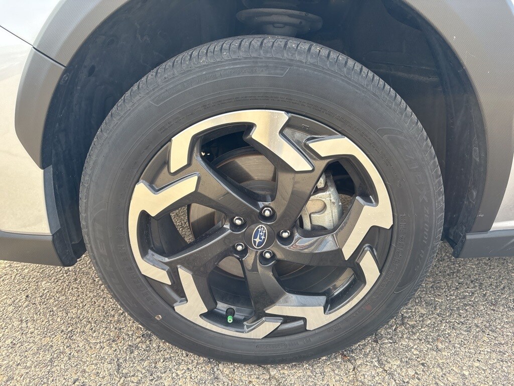 2023 Subaru Crosstrek Limited photo 3