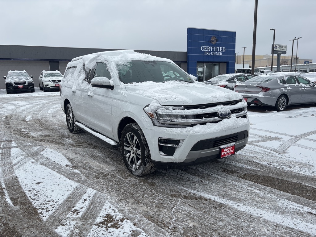 2024 Ford Expedition Limited's photo