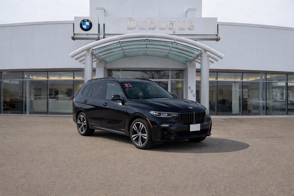 2021 BMW X7 40i