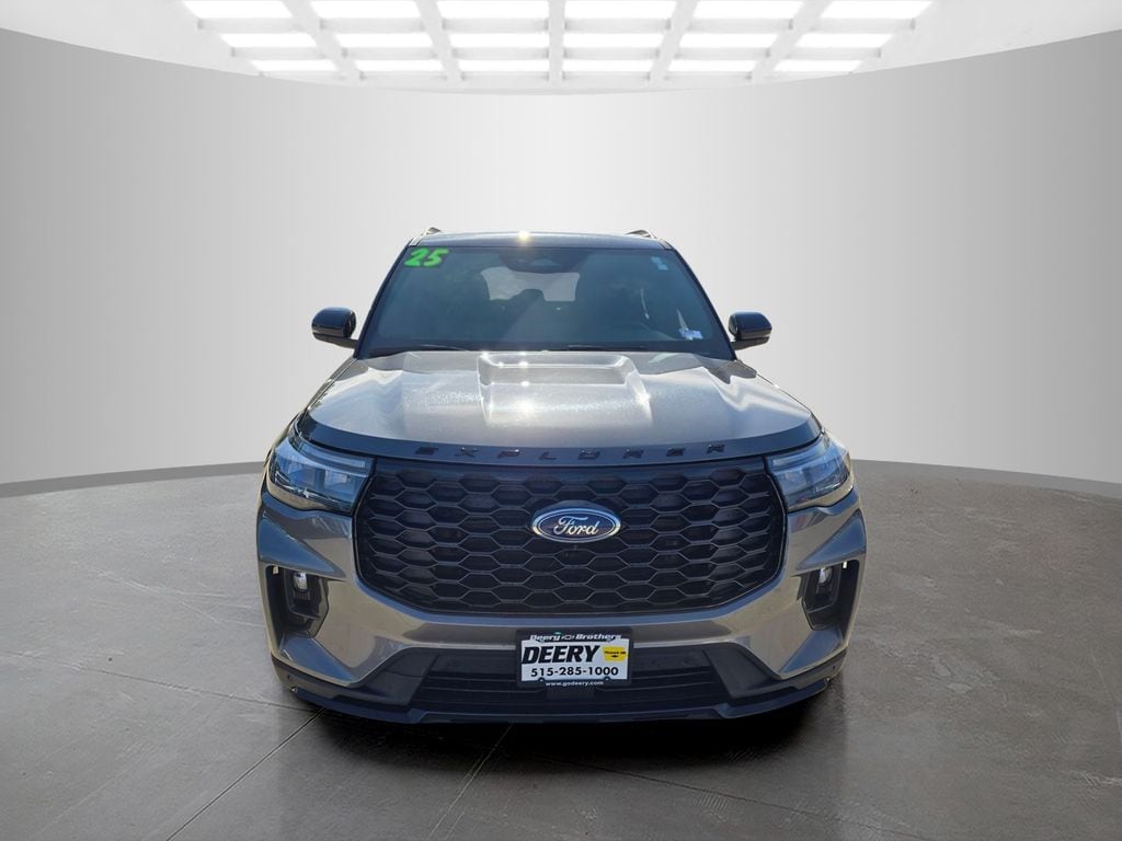 Used 2025 Ford Explorer ST-Line SUV