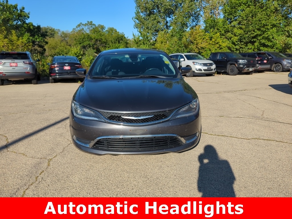 Used 2015 Chrysler 200 Limited with VIN 1C3CCCAB4FN692351 for sale in Dubuque, IA