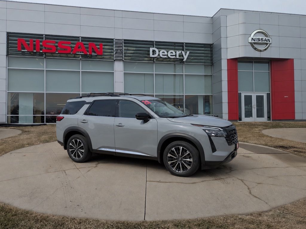 New 2026 Nissan Pathfinder Platinum SUV