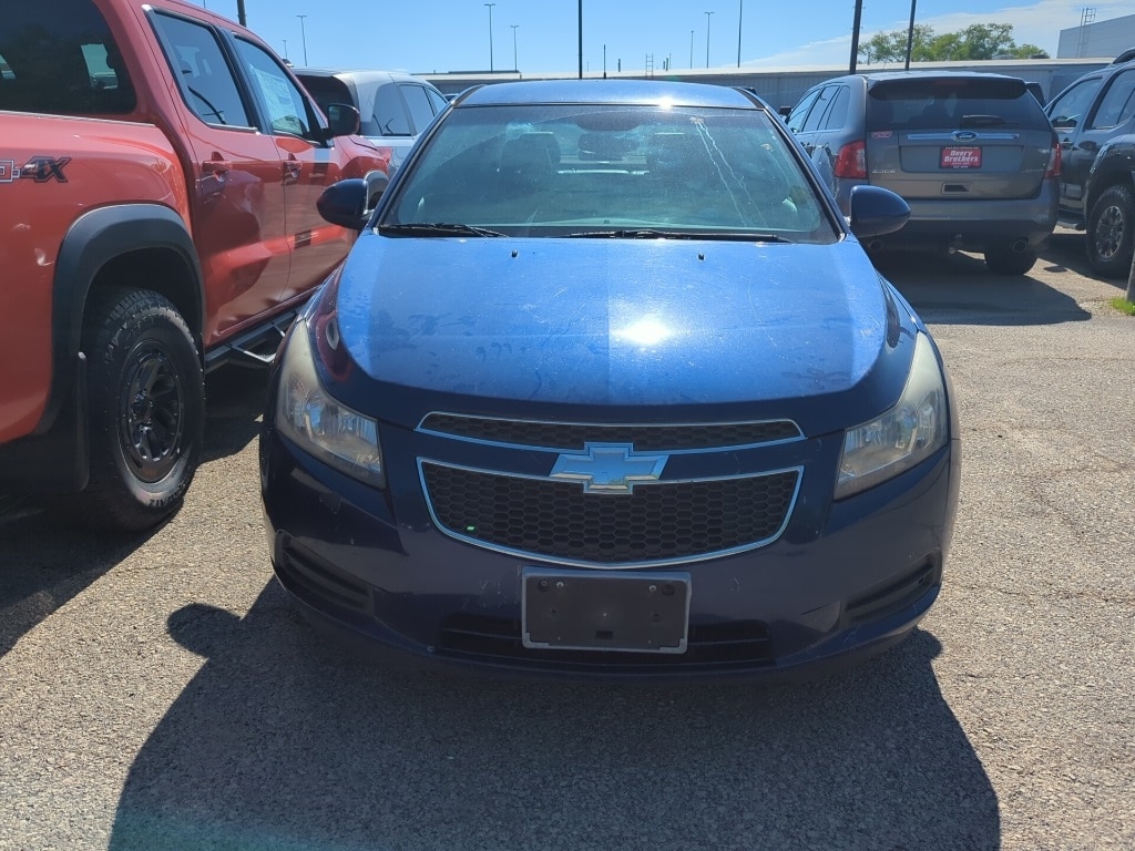 Used 2013 Chevrolet Cruze 2LT with VIN 1G1PE5SB8D7172522 for sale in Dubuque, IA