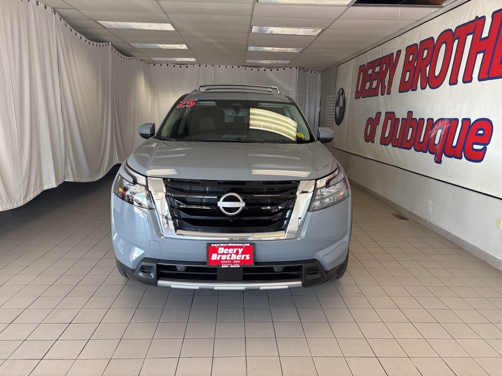 New 2025 Nissan Pathfinder Platinum SUV