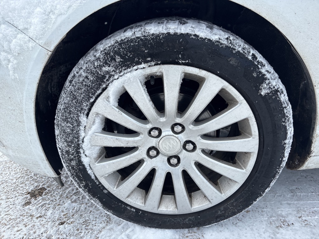 Used 2011 Buick Regal CXL Sedan