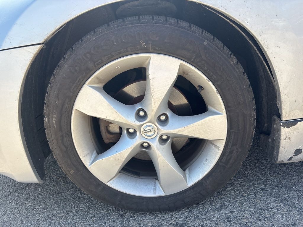 Used 2009 Nissan Altima 3.5 SE Sedan