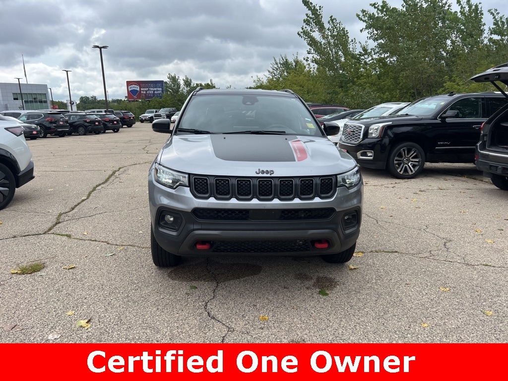 Used 2023 Jeep Compass Trailhawk with VIN 3C4NJDDN5PT523530 for sale in Dubuque, IA