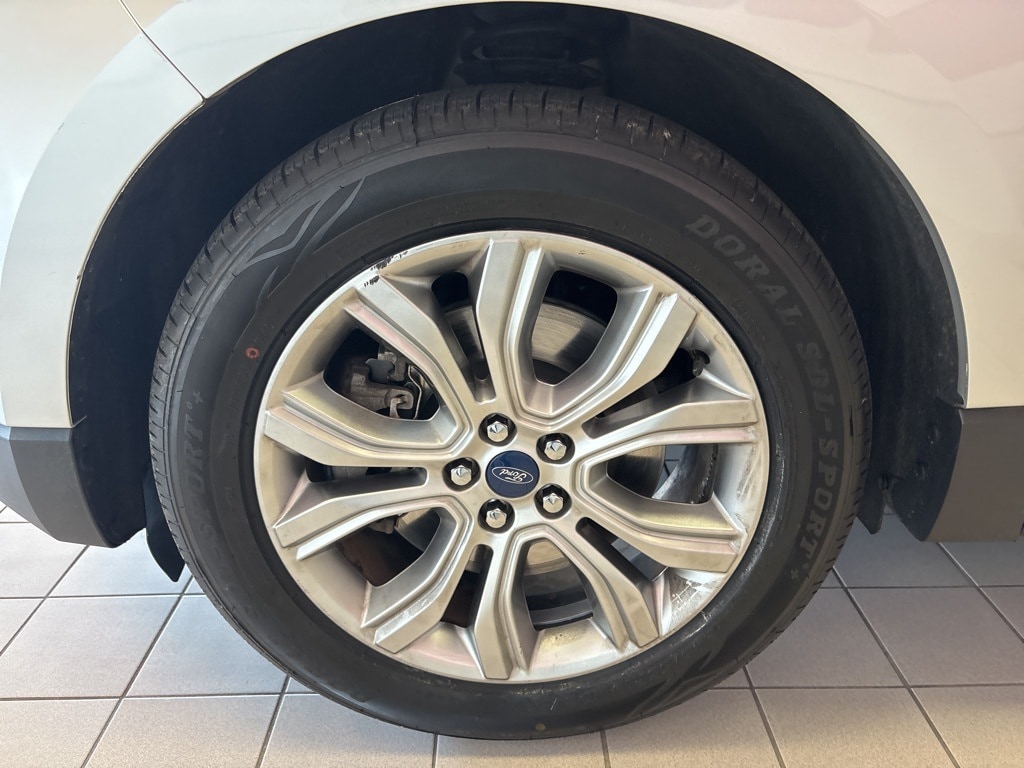 Used 2019 Ford Edge Titanium SUV