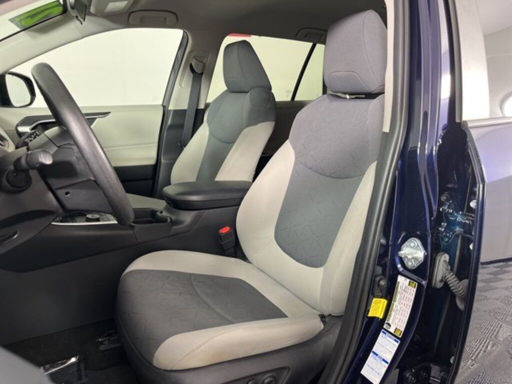Used 2021 Toyota RAV4 Hybrid XLE SUV