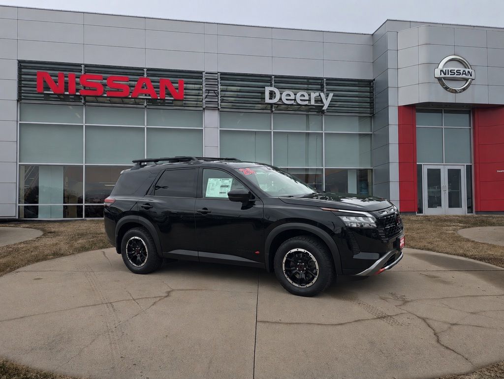 2026 Nissan Pathfinder Rock Creek 4WD's photo