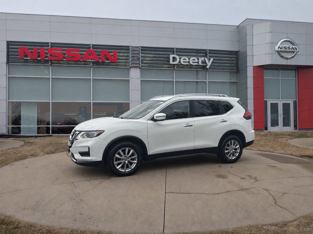 Used 2017 Nissan Rogue SV SUV