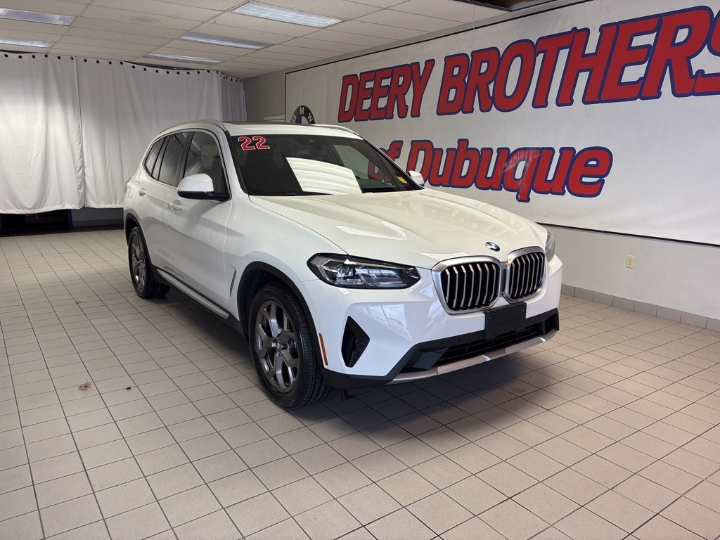 2022 BMW X3 30i's photo