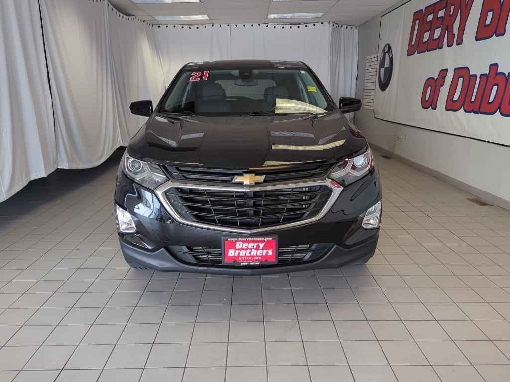 Used 2021 Chevrolet Equinox LT with VIN 2GNAXTEV6M6106236 for sale in Dubuque, IA