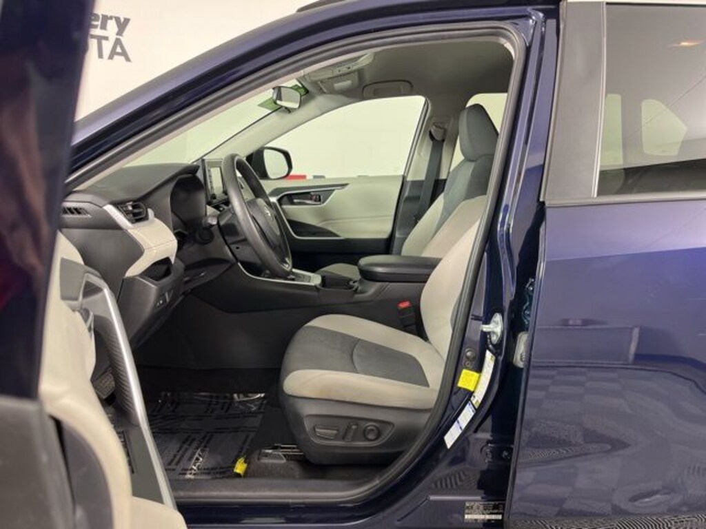 Used 2021 Toyota RAV4 Hybrid XLE SUV