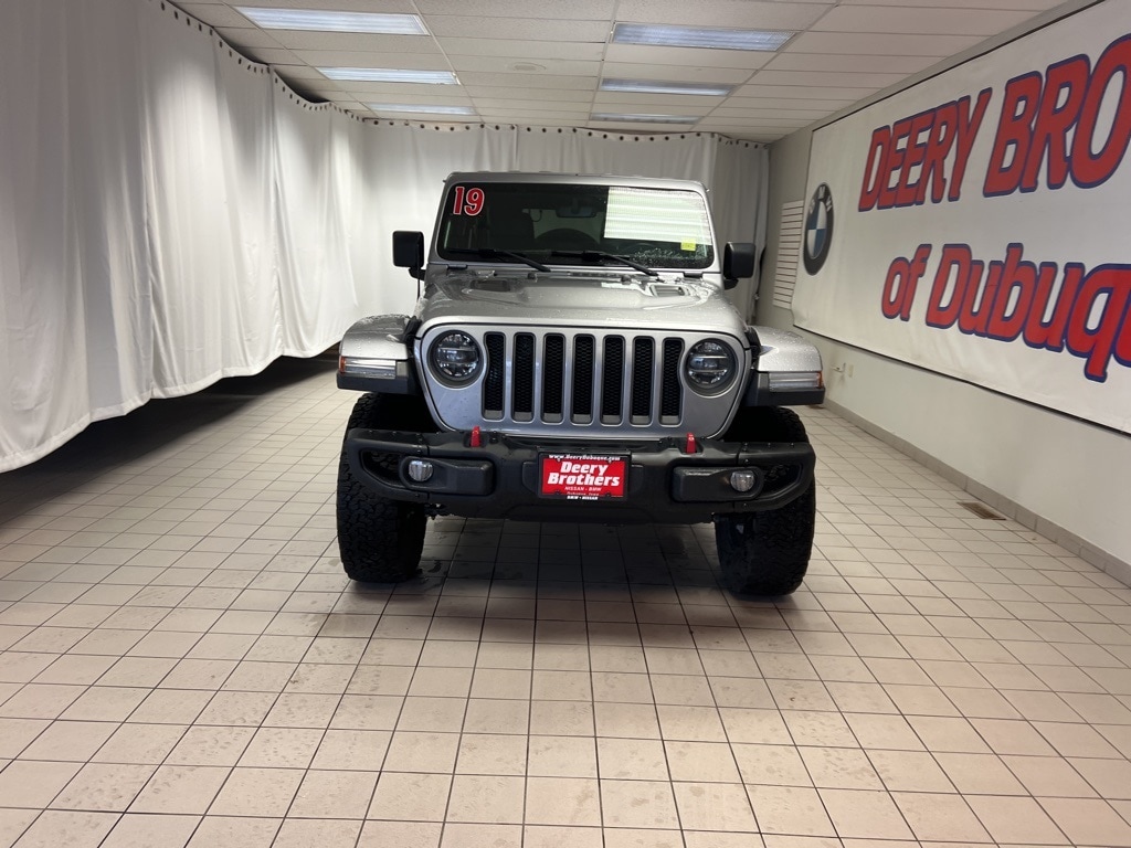 Used 2019 Jeep Wrangler Unlimited Rubicon with VIN 1C4HJXFN4KW661574 for sale in Dubuque, IA