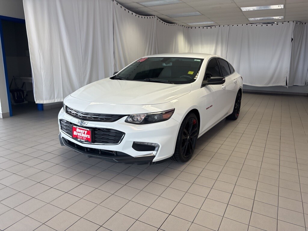 2018 Chevrolet Malibu 1LT photo 3