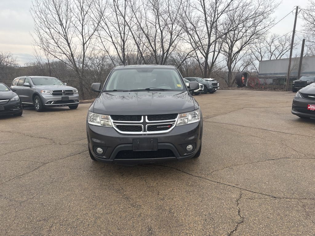 Used 2016 Dodge Journey SXT with VIN 3C4PDCBG7GT234678 for sale in Dubuque, IA