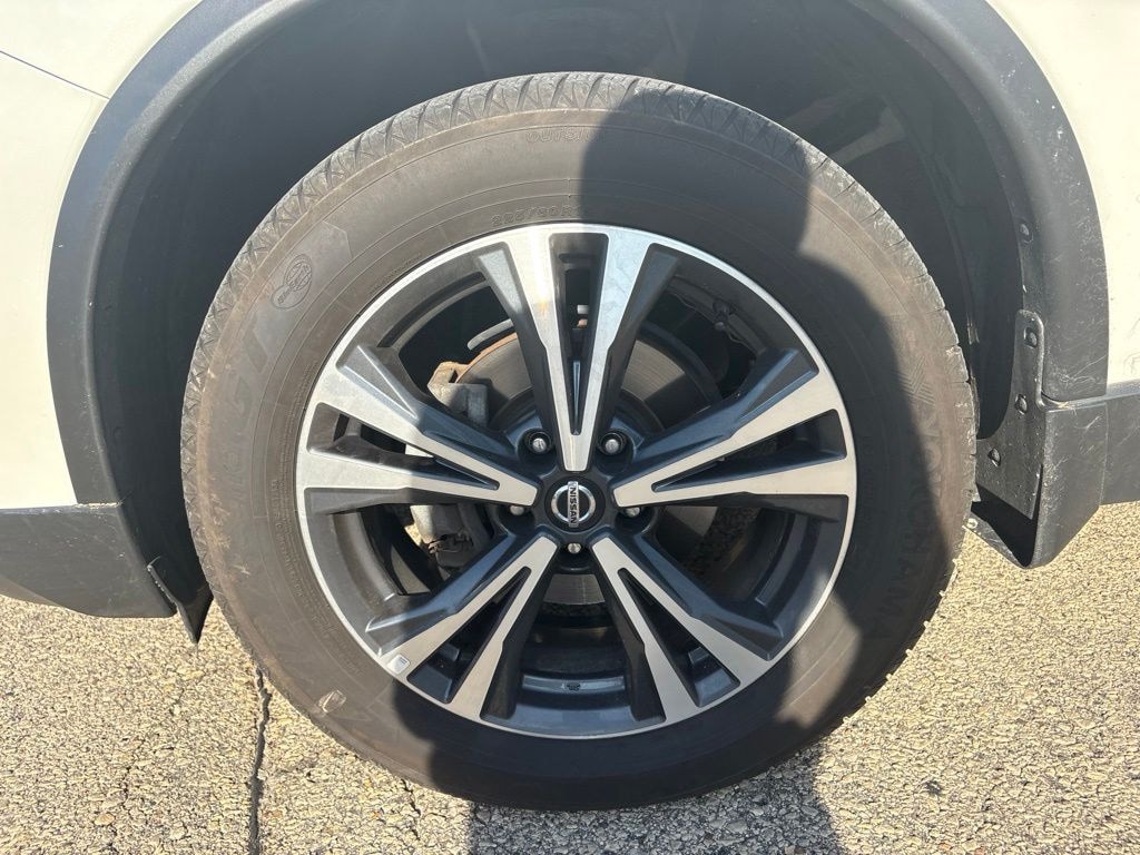 Used 2020 Nissan Rogue SV SUV
