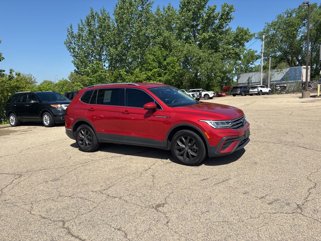 2022 Volkswagen Tiguan 2.0T SE 4Motion's photo